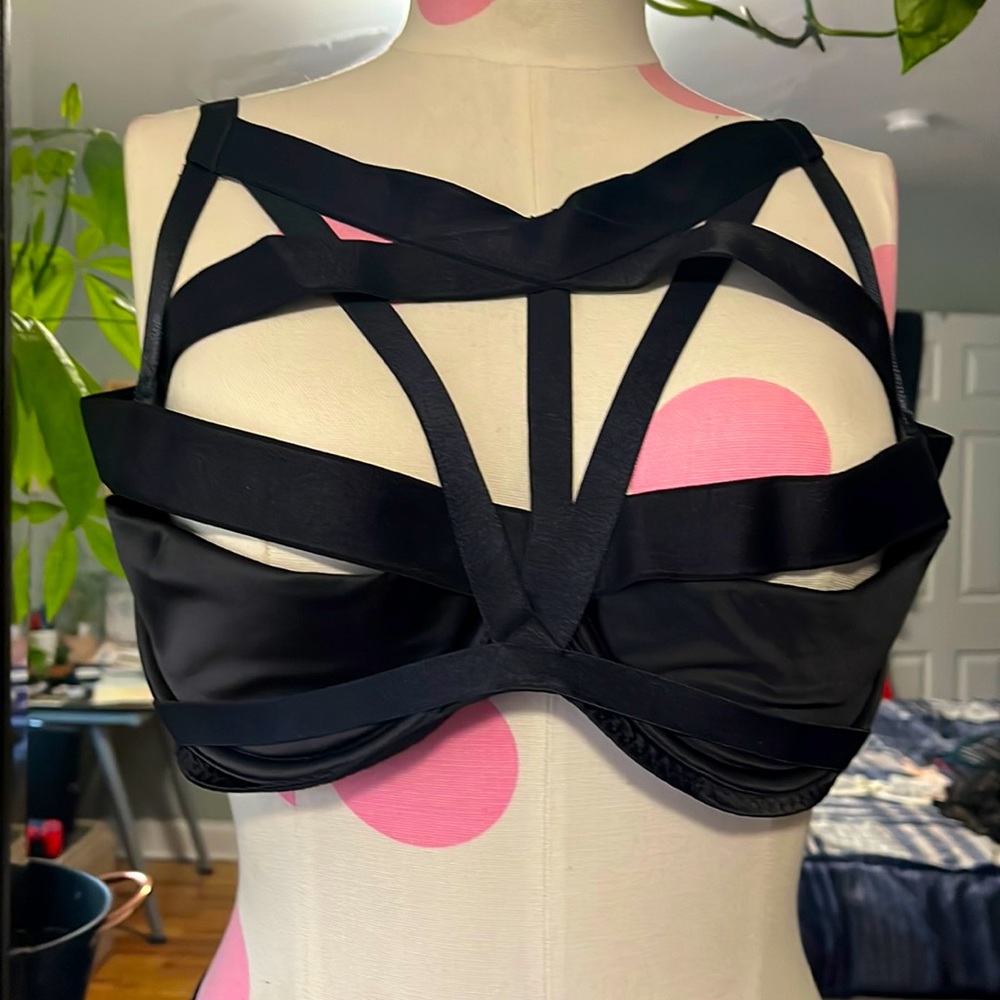 Bra